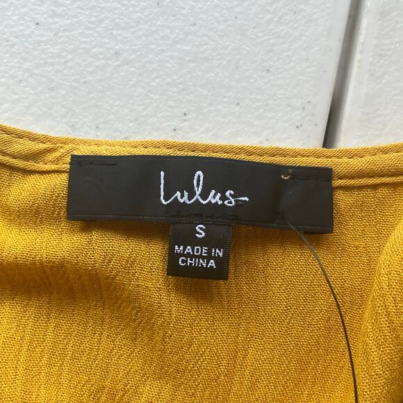 NWT! Lulus Mustard Yellow Short Sleeve Wrap Dress Size Small - Picture 3 of 12